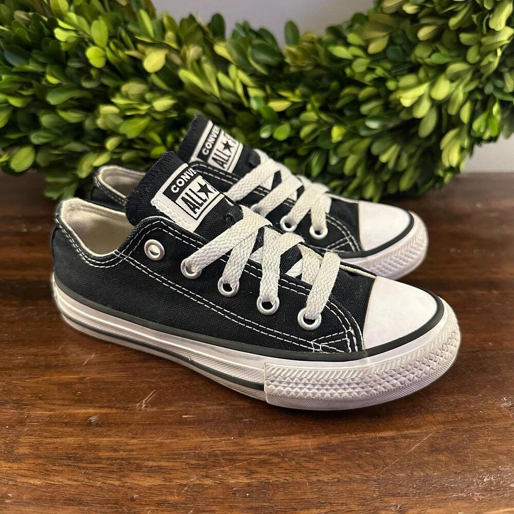 Converse‎ Chuck Taylor All Star Low-Top Sneakers Youth 11